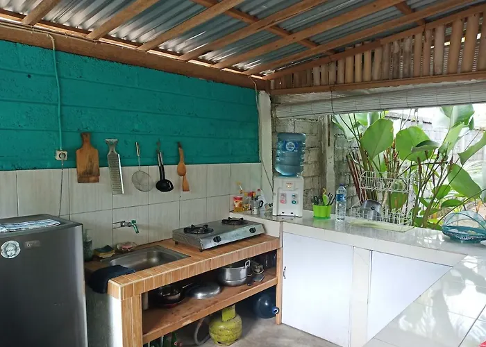 Salty Sea Uluwatu Guest house *